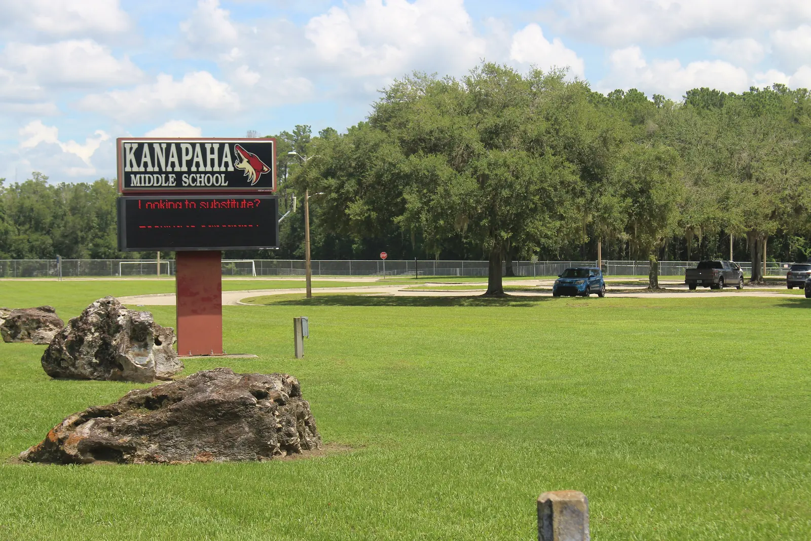 The Kanapaha Middle School sign and front lawn on SW 75th Street