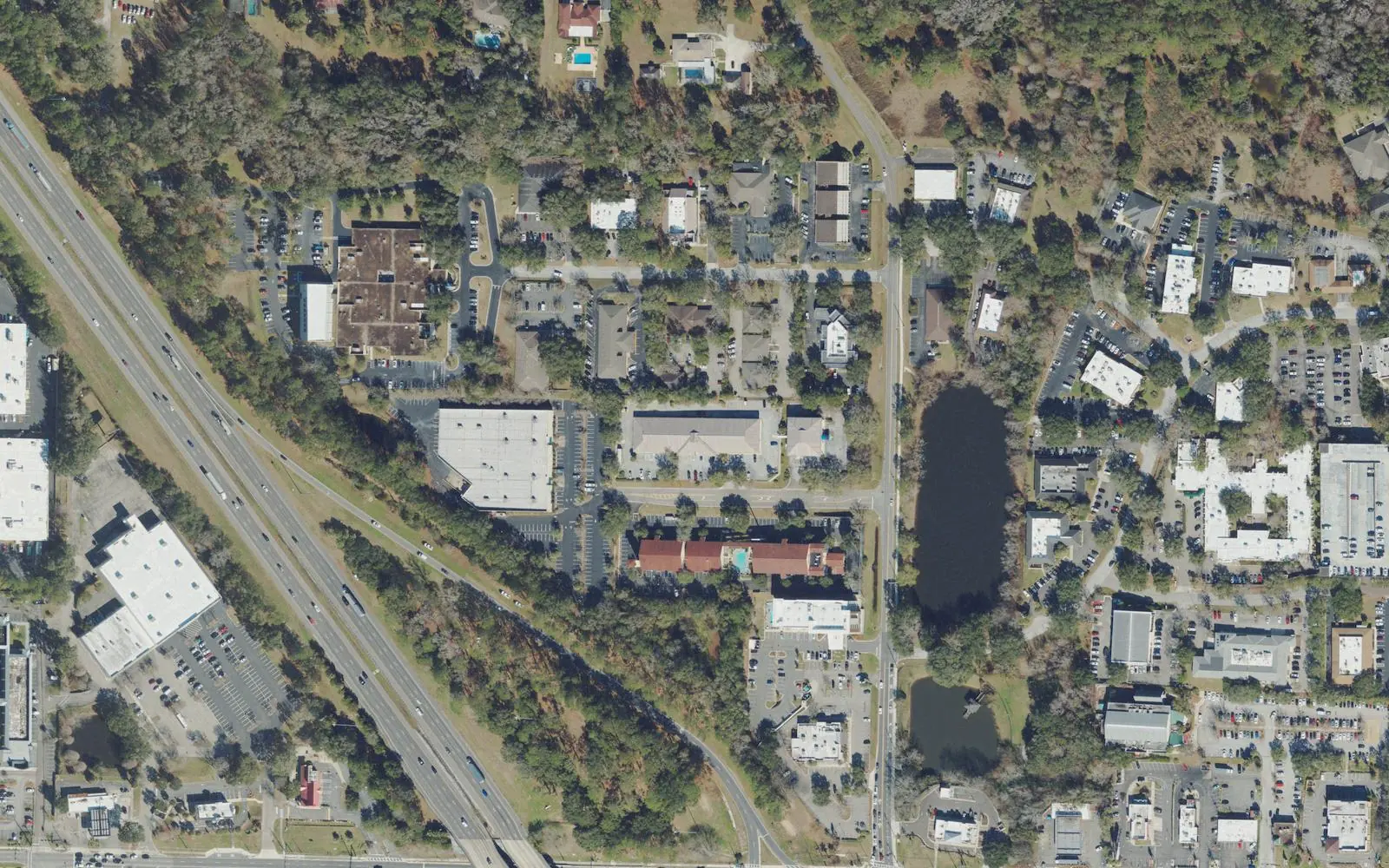 The area around SIATech MYcroSchool on NW 10th Place, west of Gainesville, seen from the air