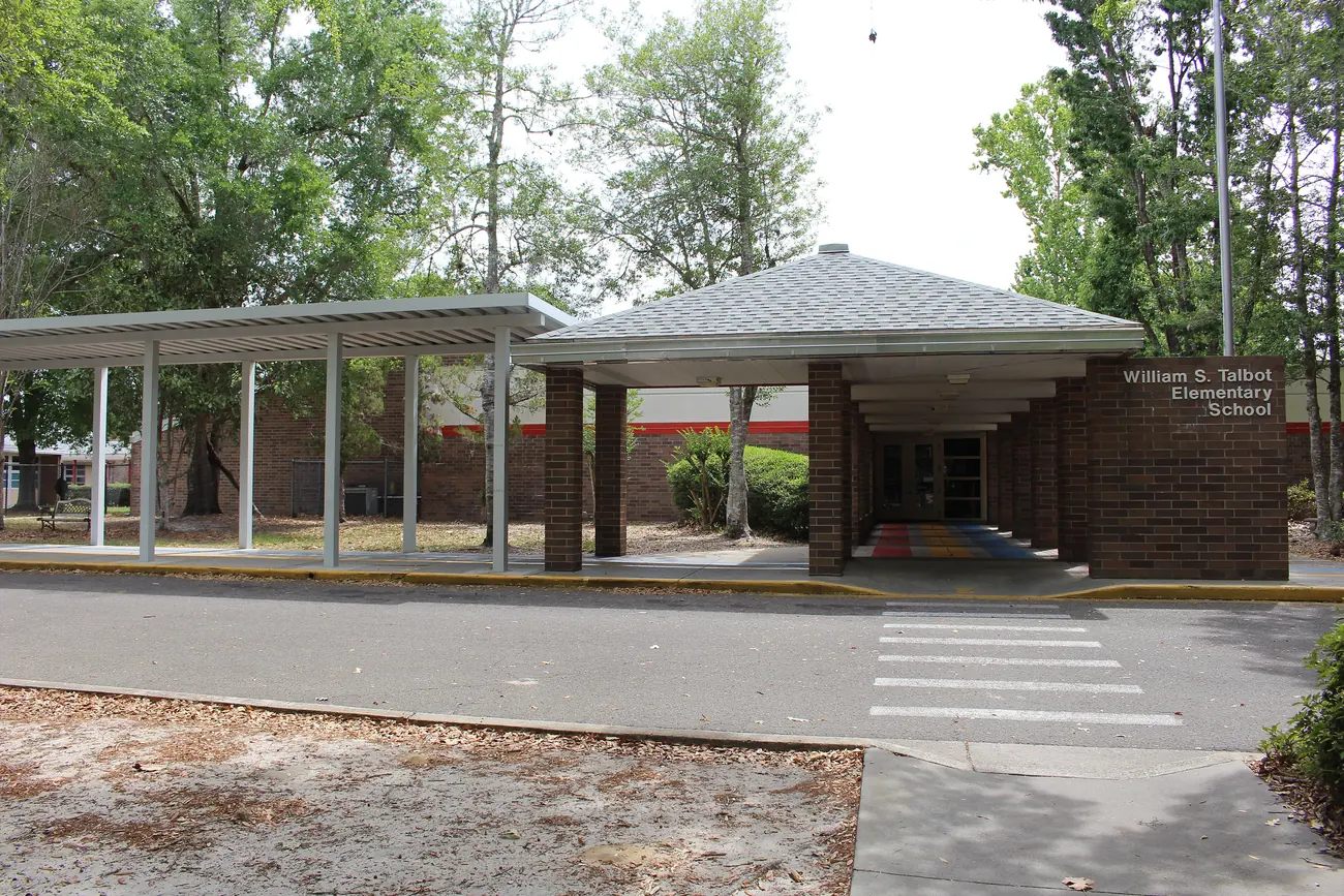The covered entrance of William S. Talbot Elementary School on NW 43rd Street